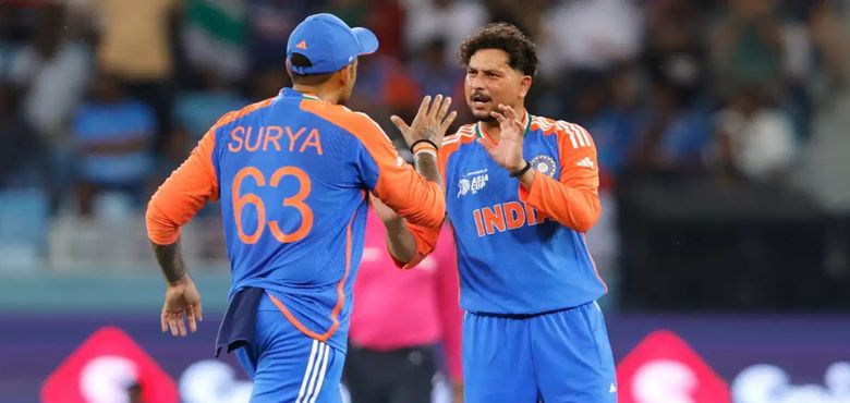 Wasim Akram Praise Kuldeep After UAE Match Heroics